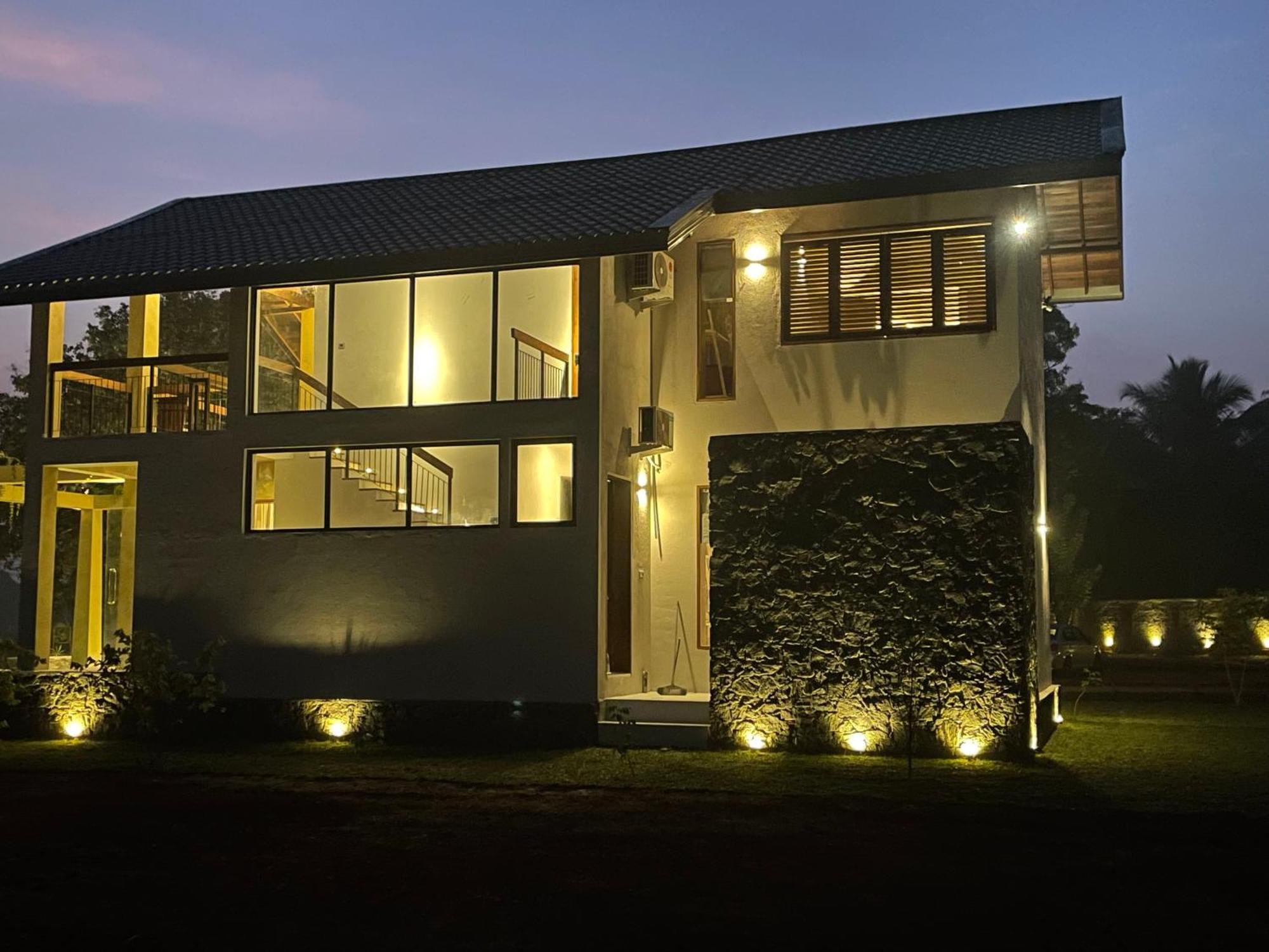 The Villa Lakeshore أنرادابورام المظهر الخارجي الصورة