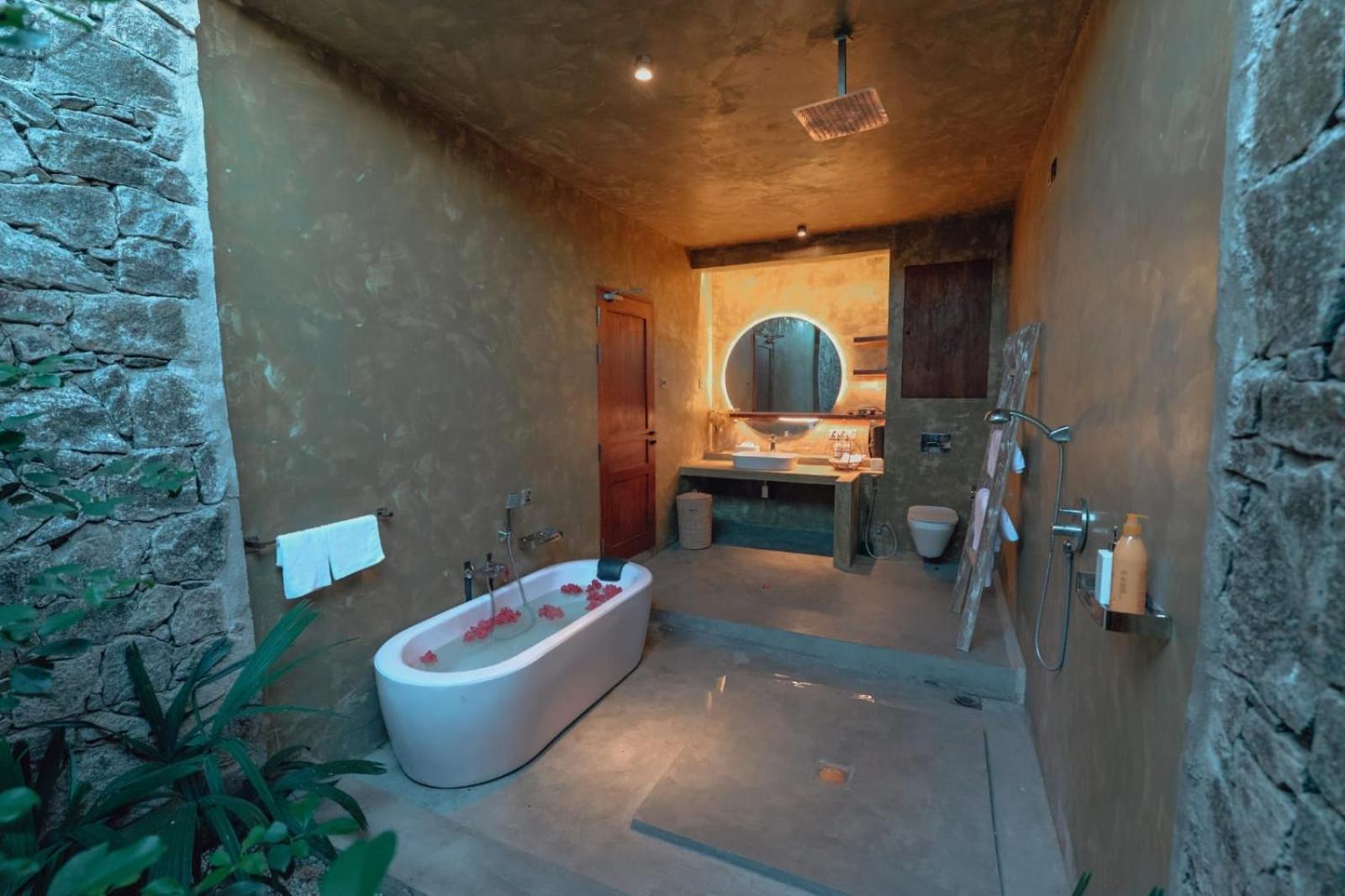 The Villa Lakeshore أنرادابورام المظهر الخارجي الصورة