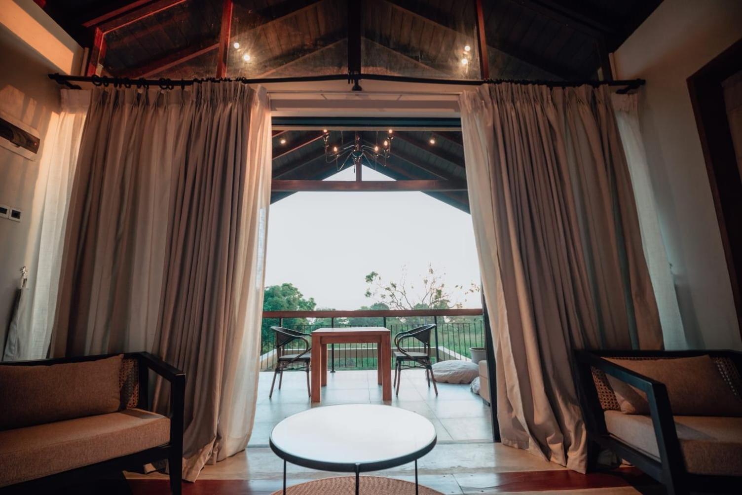 The Villa Lakeshore أنرادابورام المظهر الخارجي الصورة